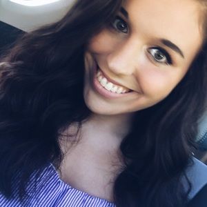 Meet your Posher, Abbie